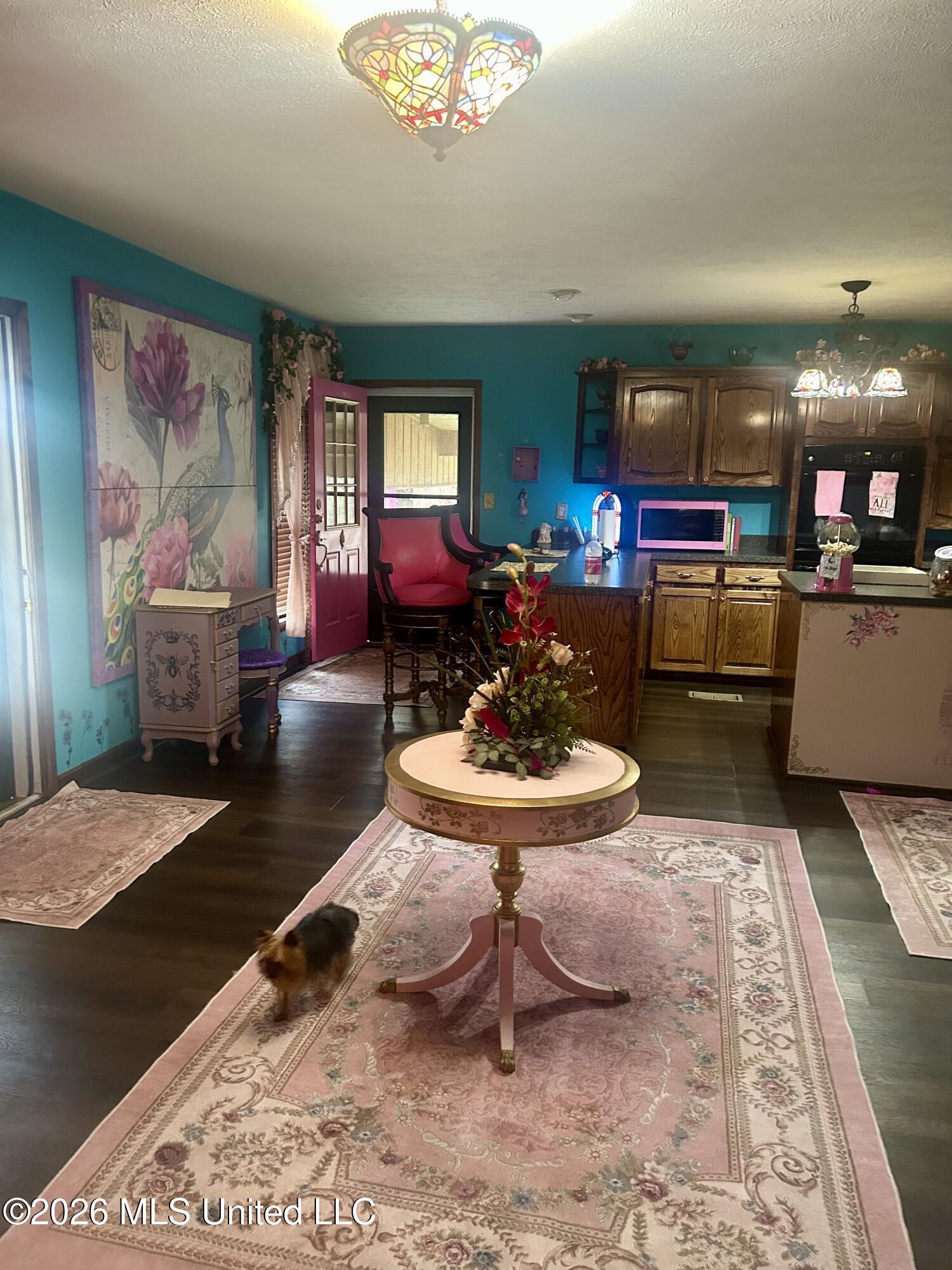 464 Felps Lane Southwest Brookhaven, MS 39601 - Photo 15 of 22 Living Room into kitchen