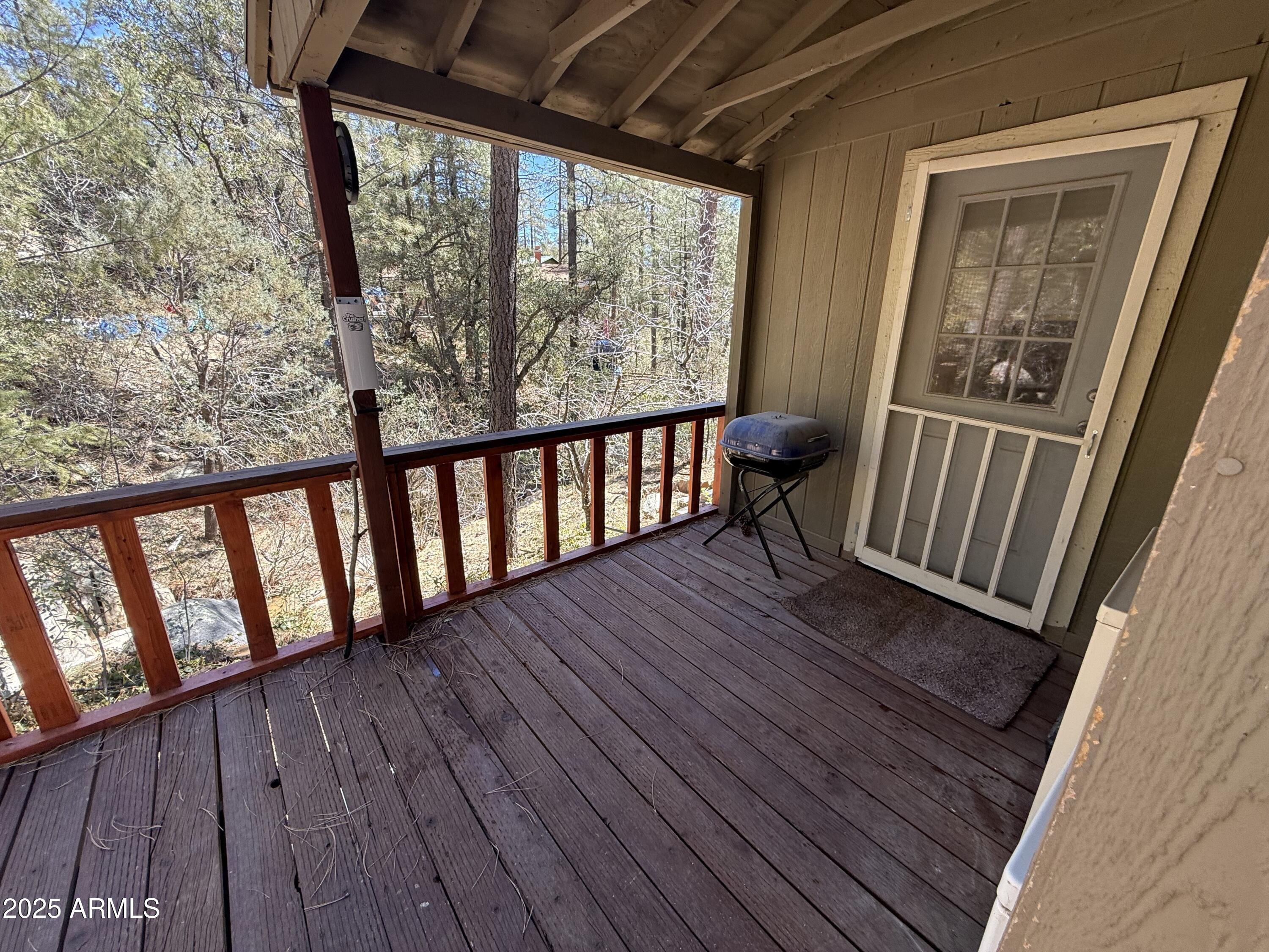23295 South Towers Mountain Road Crown King, AZ 86343 - Photo 7 of 34 Back deck