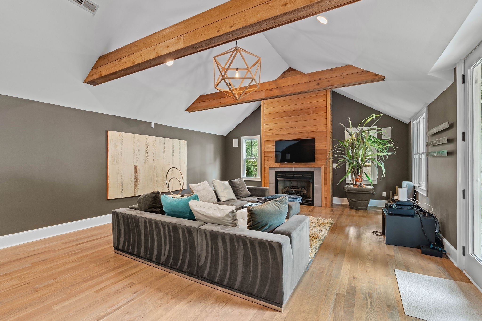 3907 Trimble Road Nashville, TN 37215 - Photo 13 of 37 Gallery Image 13
