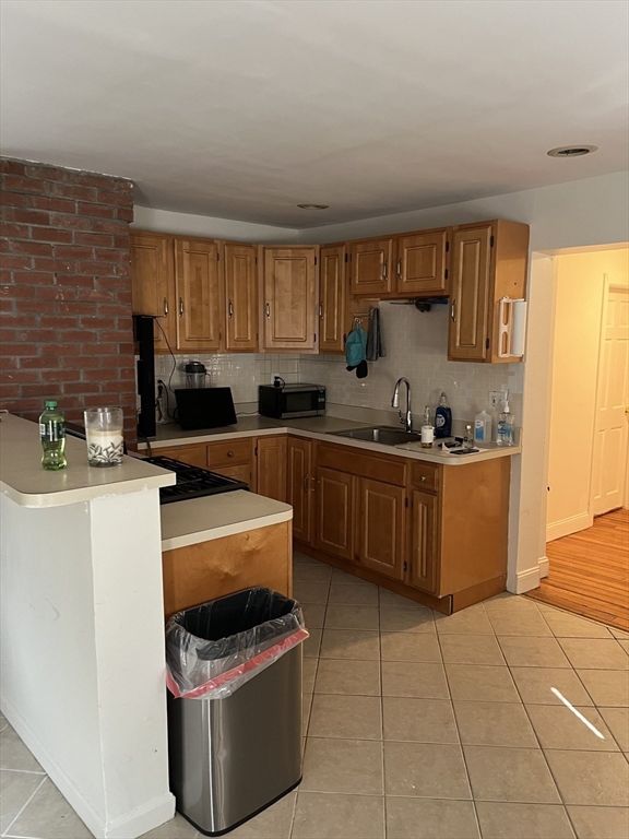 81 Thornton Street, Unit 3 Boston, MA 02119 - Photo 4 of 13