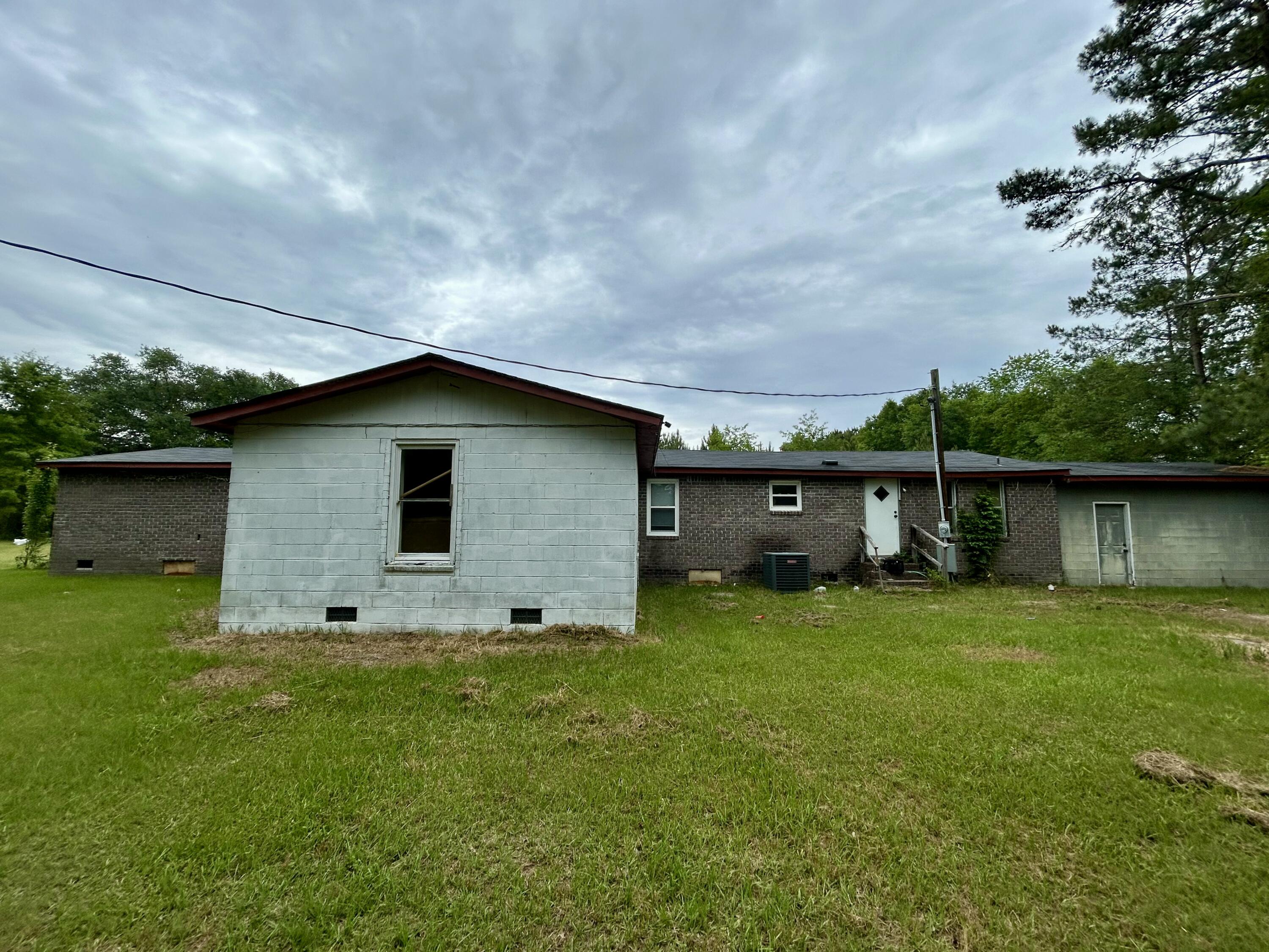 137 Gillens Road Eutawville, SC 29048 - Photo 4 of 5 IMG_7395