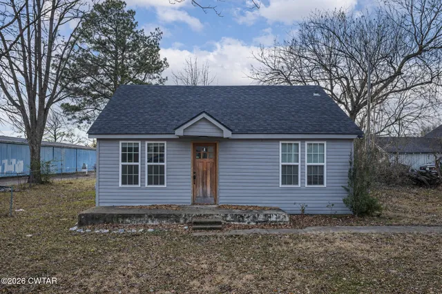 a backyard of a house