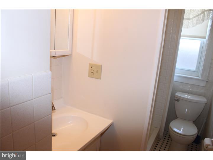 3625 Ridgeway Street Laureldale, PA 19605 - Photo 16 of 20 Bathroom