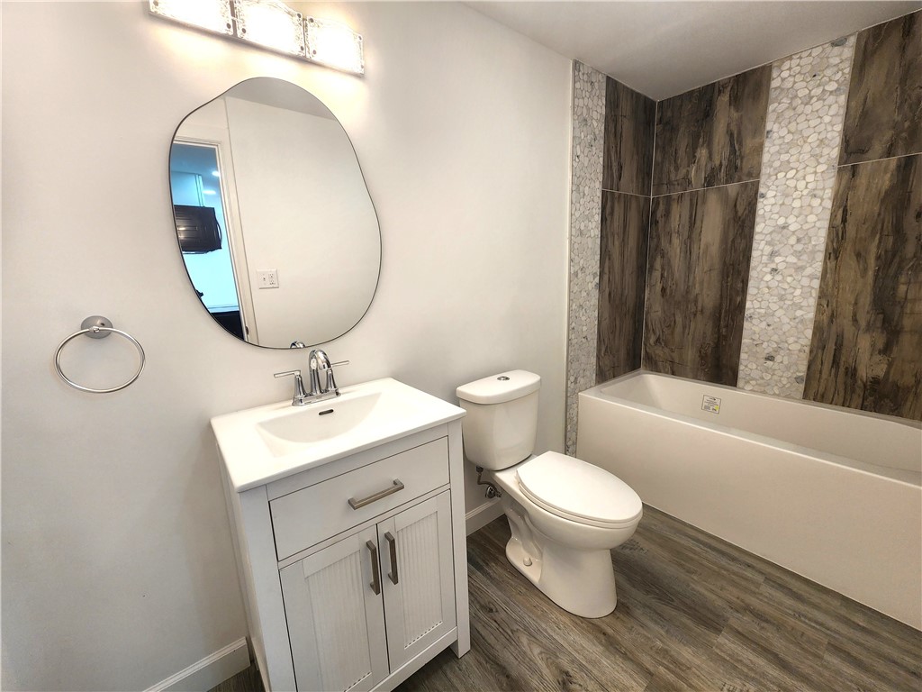 47 Oak Ridge Drive Decatur, IL 62521 - Photo 18 of 23 bathroom 2