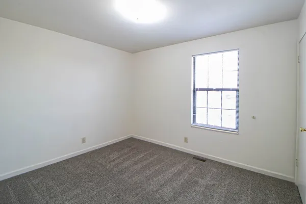 $850 | 1603 Minglewood Drive, Unit 10, Clarksville, TN 37042