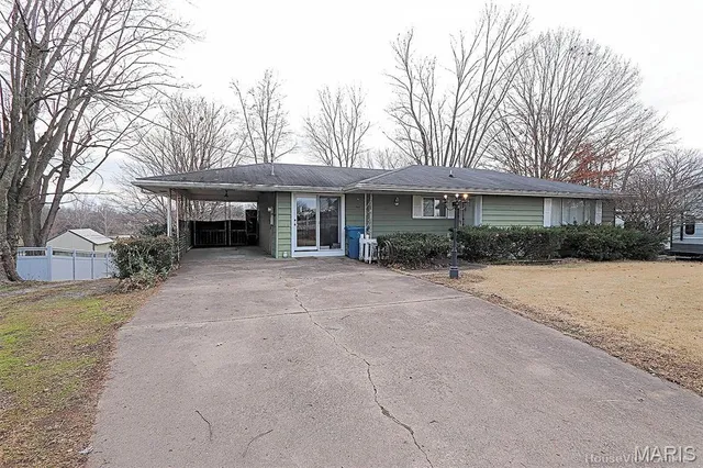 $200,000 | 5049 Highway 72, Jackson, MO 63755