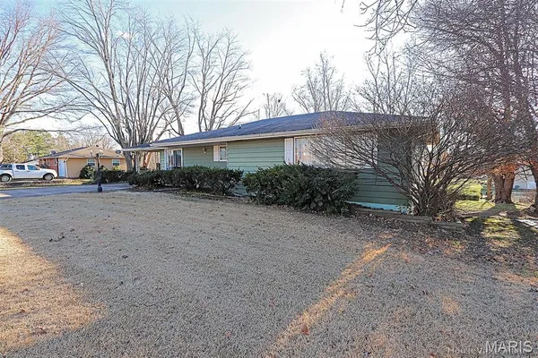 $200,000 | 5049 Highway 72, Jackson, MO 63755