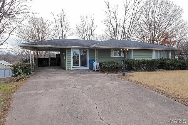 $200,000 | 5049 Highway 72, Jackson, MO 63755