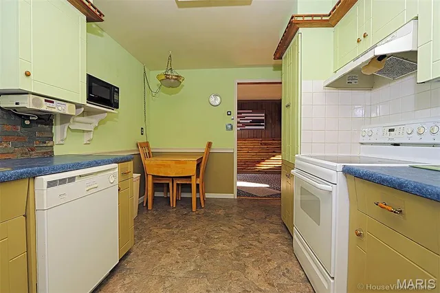 $200,000 | 5049 Highway 72, Jackson, MO 63755