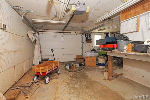 $200,000 | 5049 Highway 72, Jackson, MO 63755