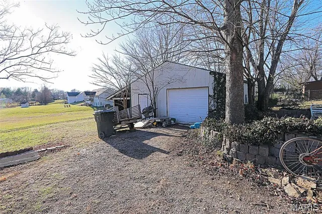 $200,000 | 5049 Highway 72, Jackson, MO 63755