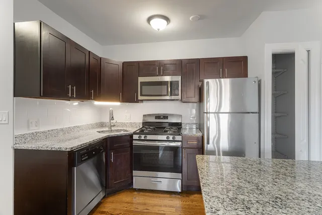$1,773 | 1609 West Juneway Terrace, Unit 2C, Chicago, IL 60626