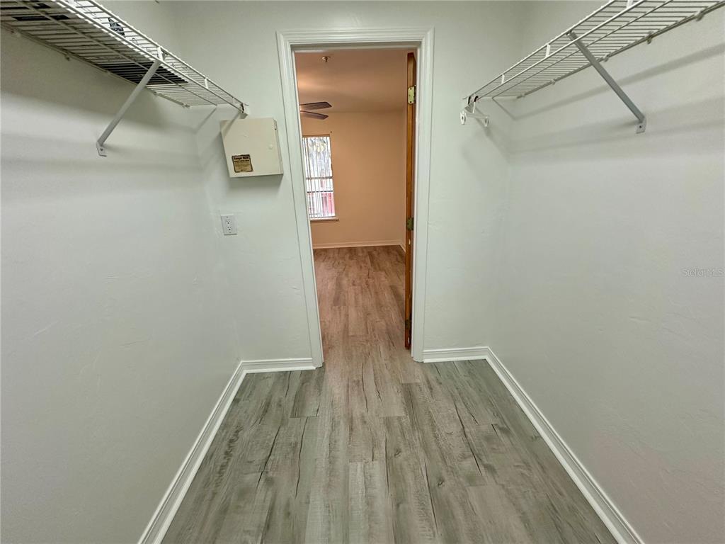 2360 Southwest Archer Road, Unit 206 Gainesville, FL 32608 - Photo 9 of 14 Gallery Image 9