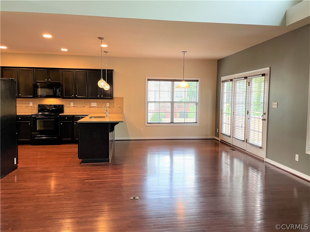 10825 Wycombe Road Midlothian, VA 23112 - Photo 11 of 20 Breakfast Area