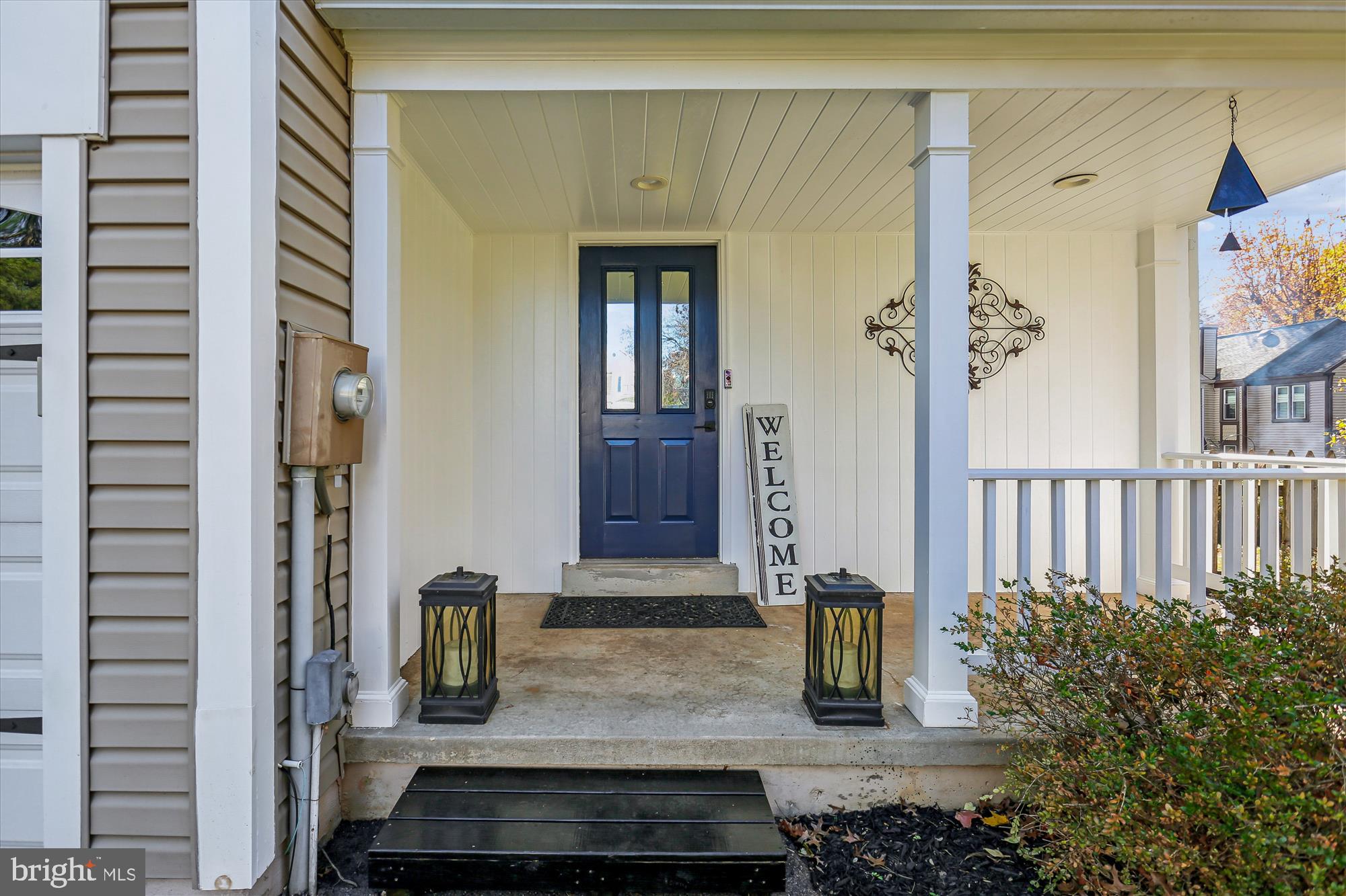 20510 Bargene Way Germantown, MD 20874 - Photo 3 of 97 Covered front porch.