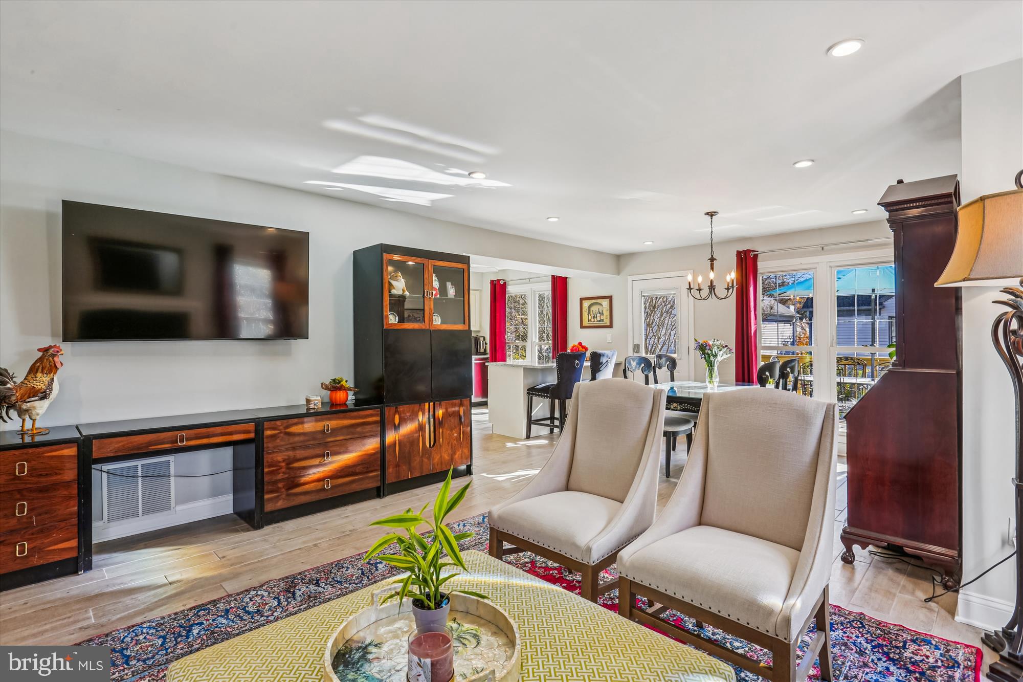 20510 Bargene Way Germantown, MD 20874 - Photo 10 of 97 a living room with furniture and a flat screen tv