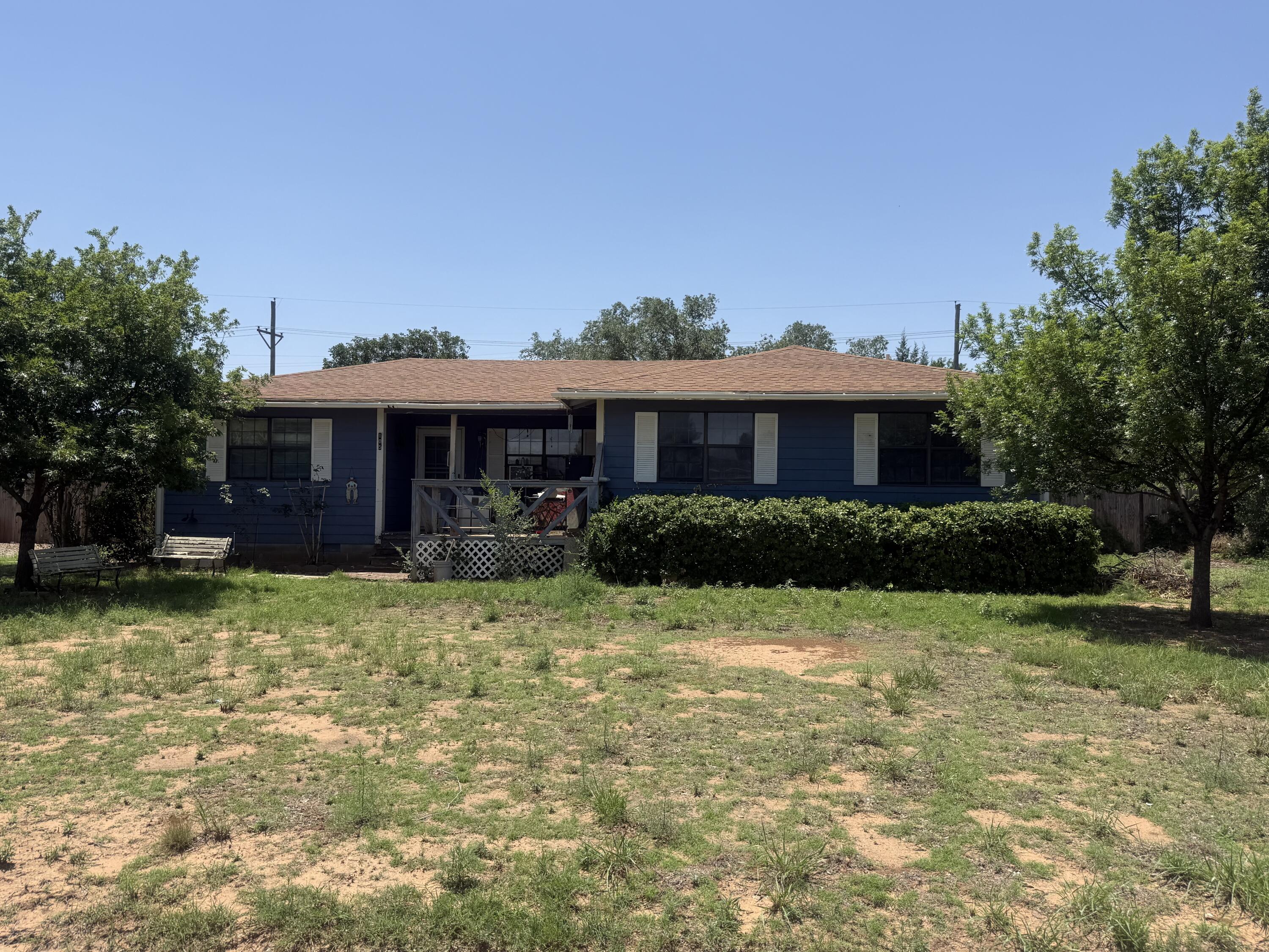 105 81st Street Lubbock, TX 79404 - Photo 3 of 22 105 81st front view 3