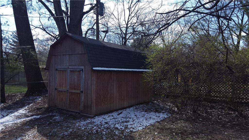 9232 Warwick Road Indianapolis, IN 46240 - Photo 12 of 12 Gallery Image 12