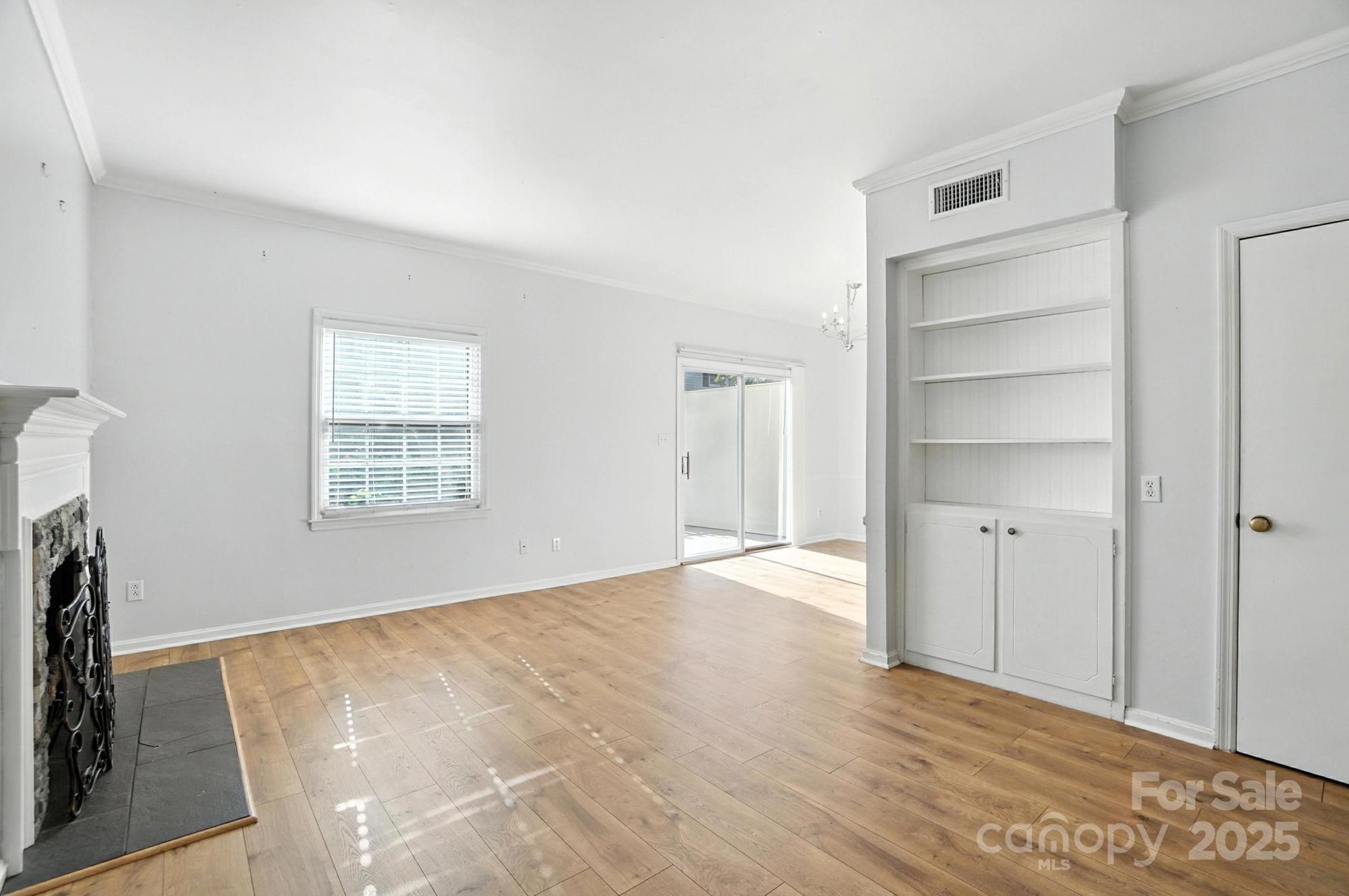 5947 Quail Hollow Road, Unit A Charlotte, NC 28210 - Photo 5 of 25