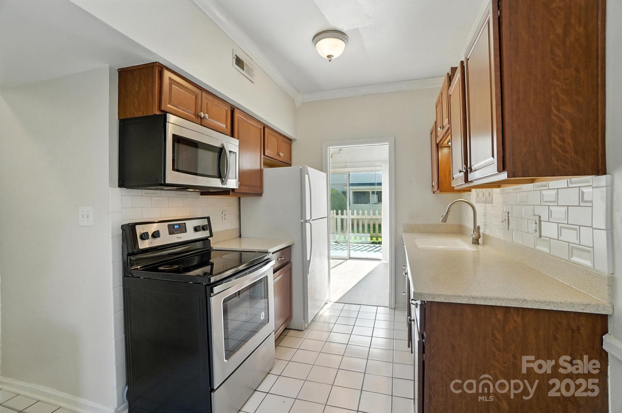 5947 Quail Hollow Road, Unit A Charlotte, NC 28210 - Photo 10 of 25