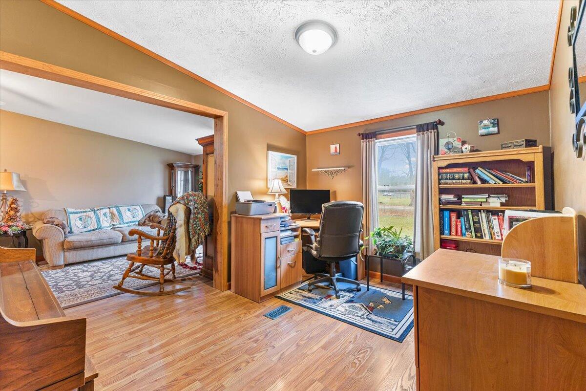 4321 Lone Tree Road Milford, MI 48380 - Photo 24 of 38 30-4321 Lonetree INT-54