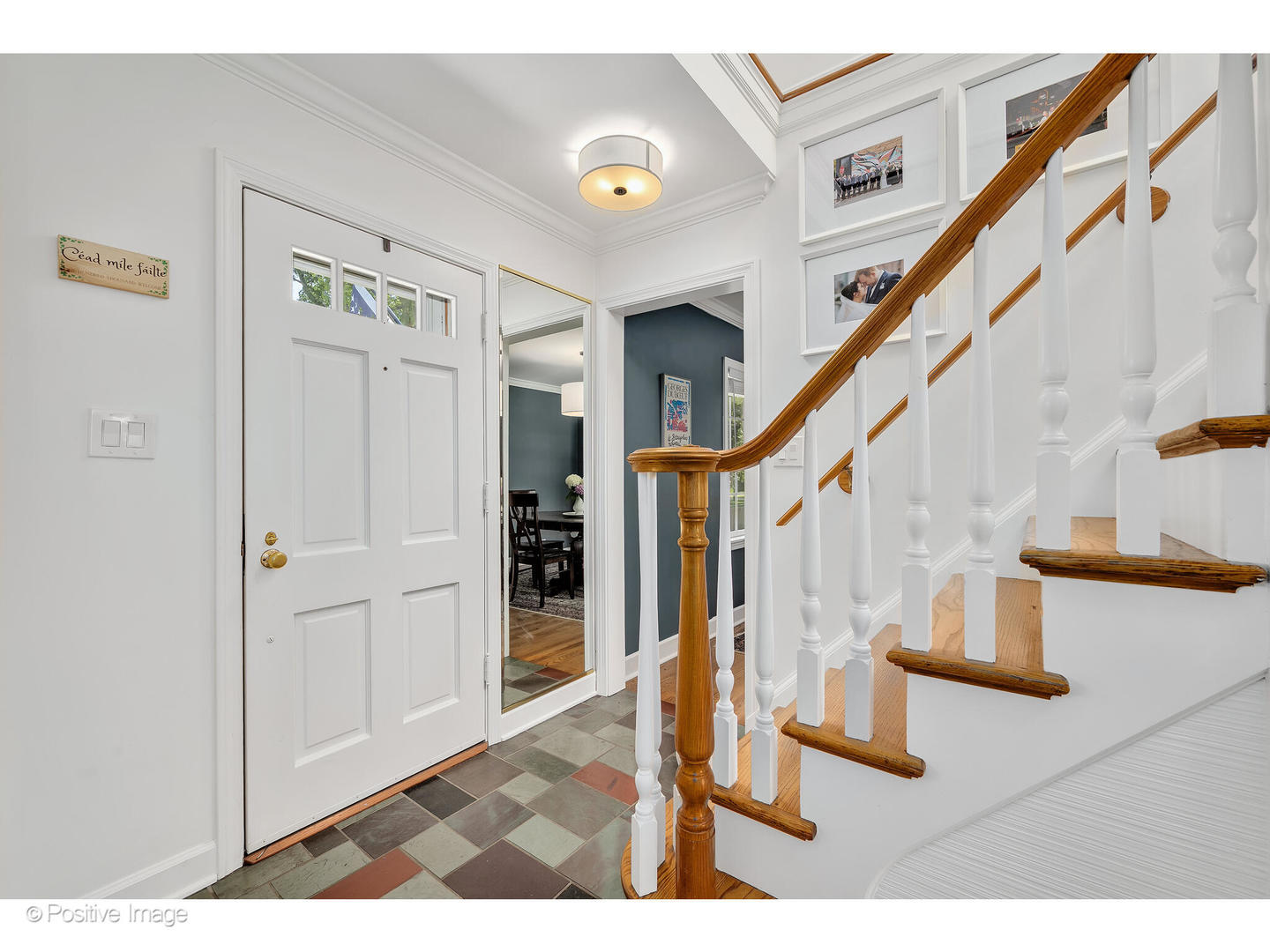 4101 Linden Avenue Western Springs, IL 60558 - Photo 2 of 29 a view of entryway and hall