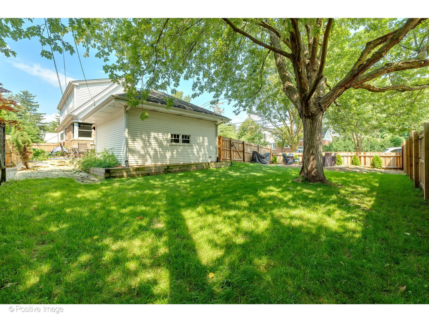 4101 Linden Avenue Western Springs, IL 60558 - Photo 21 of 29 a front view of house with yard and green space