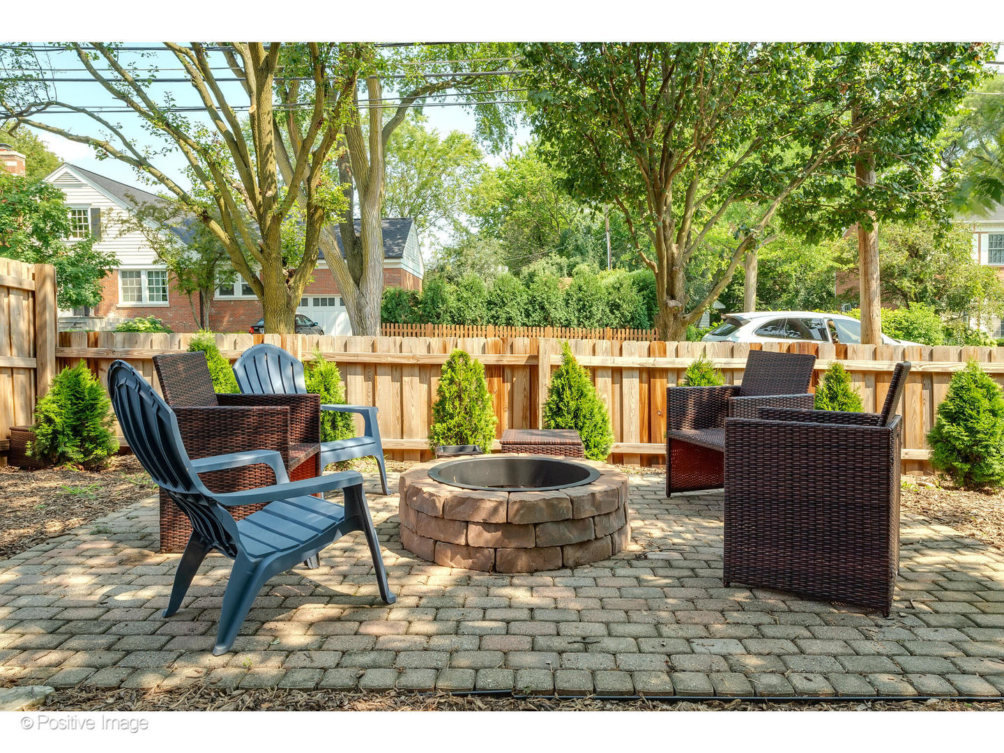 4101 Linden Avenue Western Springs, IL 60558 - Photo 24 of 29 a backyard of a house with outdoor seating