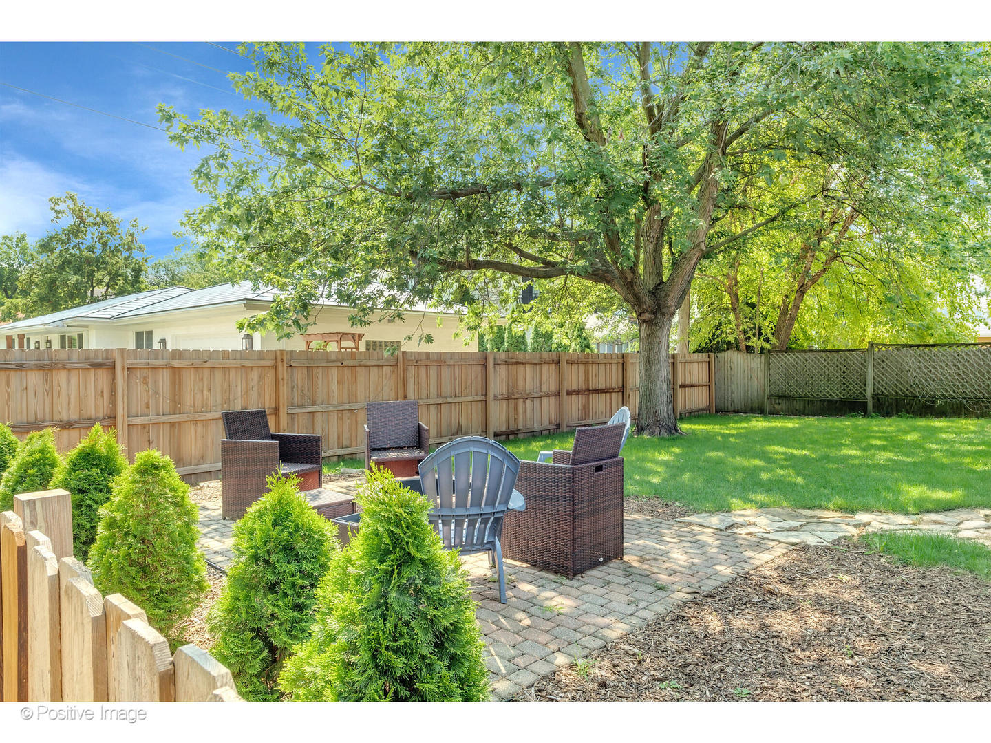 4101 Linden Avenue Western Springs, IL 60558 - Photo 25 of 29 a view of a backyard with a garden
