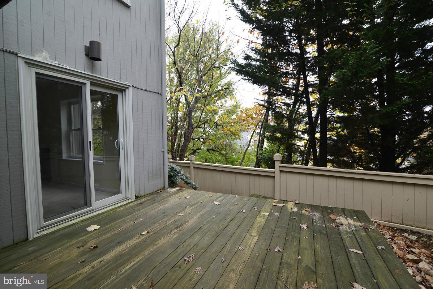 2040 Beacon Place Reston, VA 20191 - Photo 19 of 30