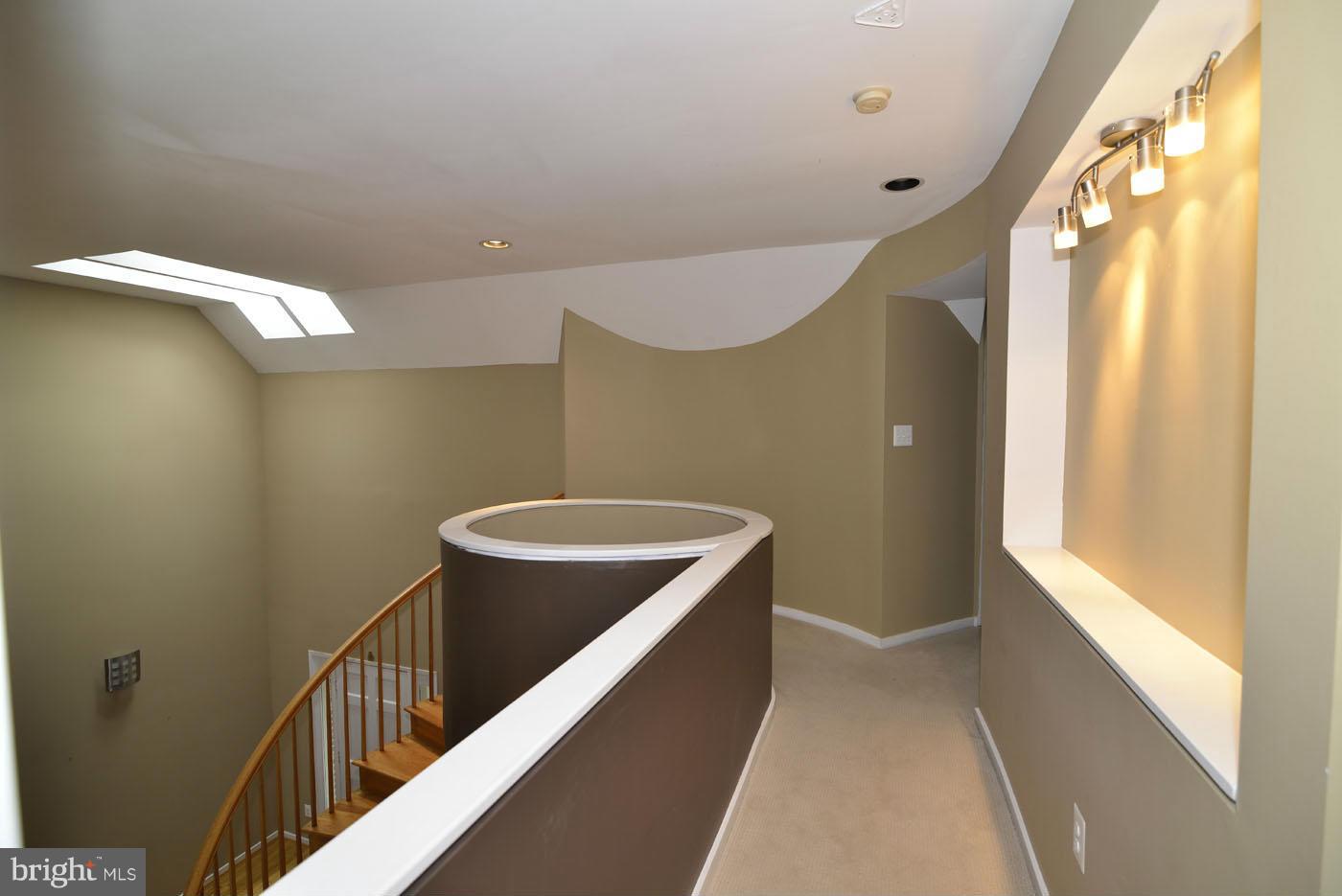 2040 Beacon Place Reston, VA 20191 - Photo 30 of 30 a bathroom with a sink and mirror