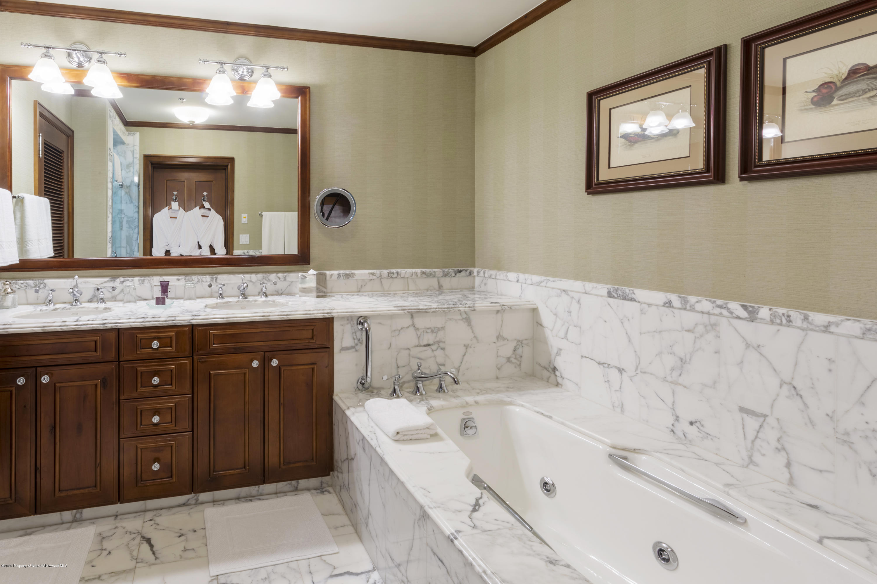 197 Prospector Road, Unit 2307 WINTER INTERST 4 Aspen, CO 81611 - Photo 18 of 22 ShotB10