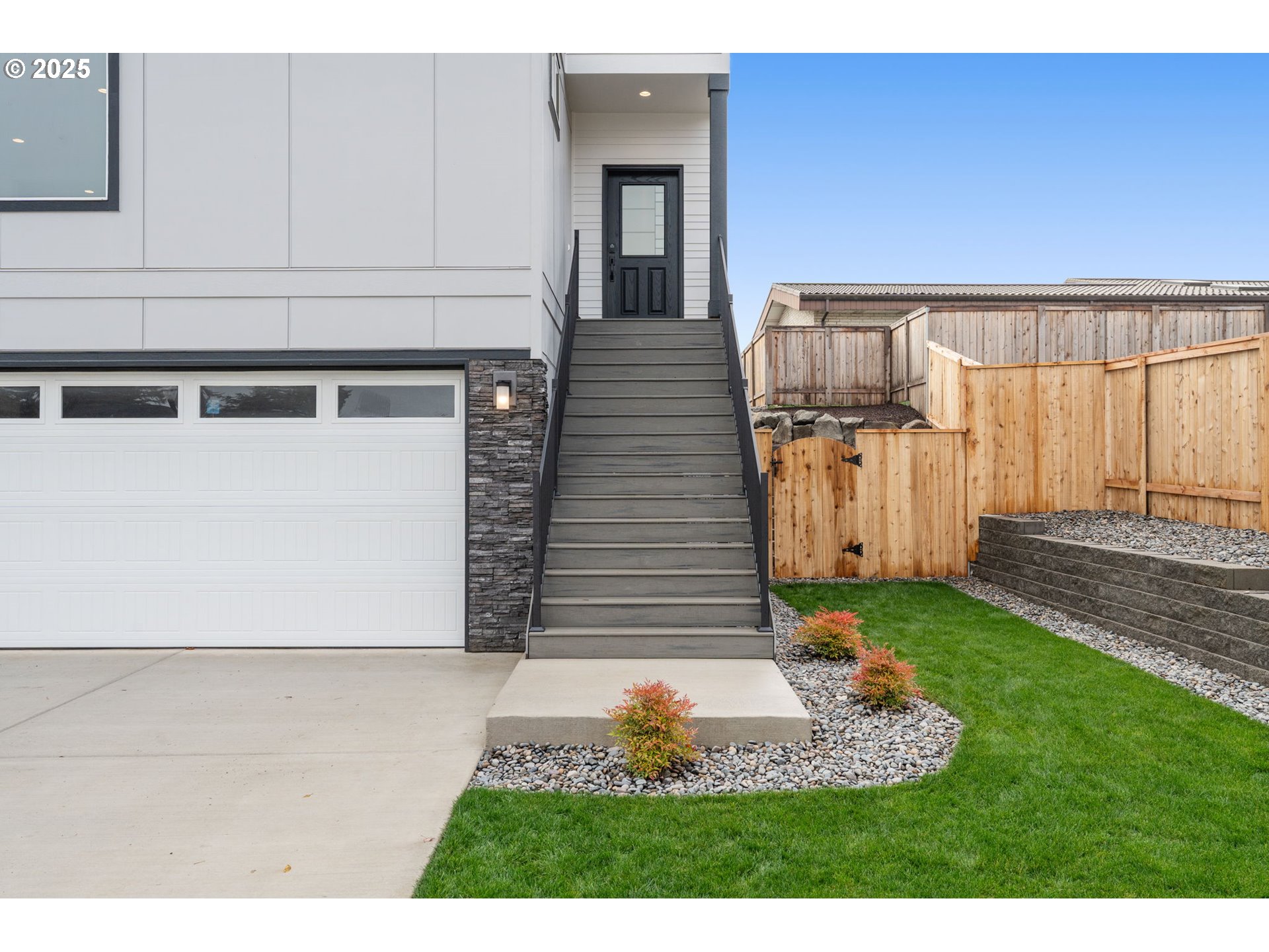1105 Northwest 111th Circle Vancouver, WA 98685 - Photo 3 of 48 a view of outdoor space and yard