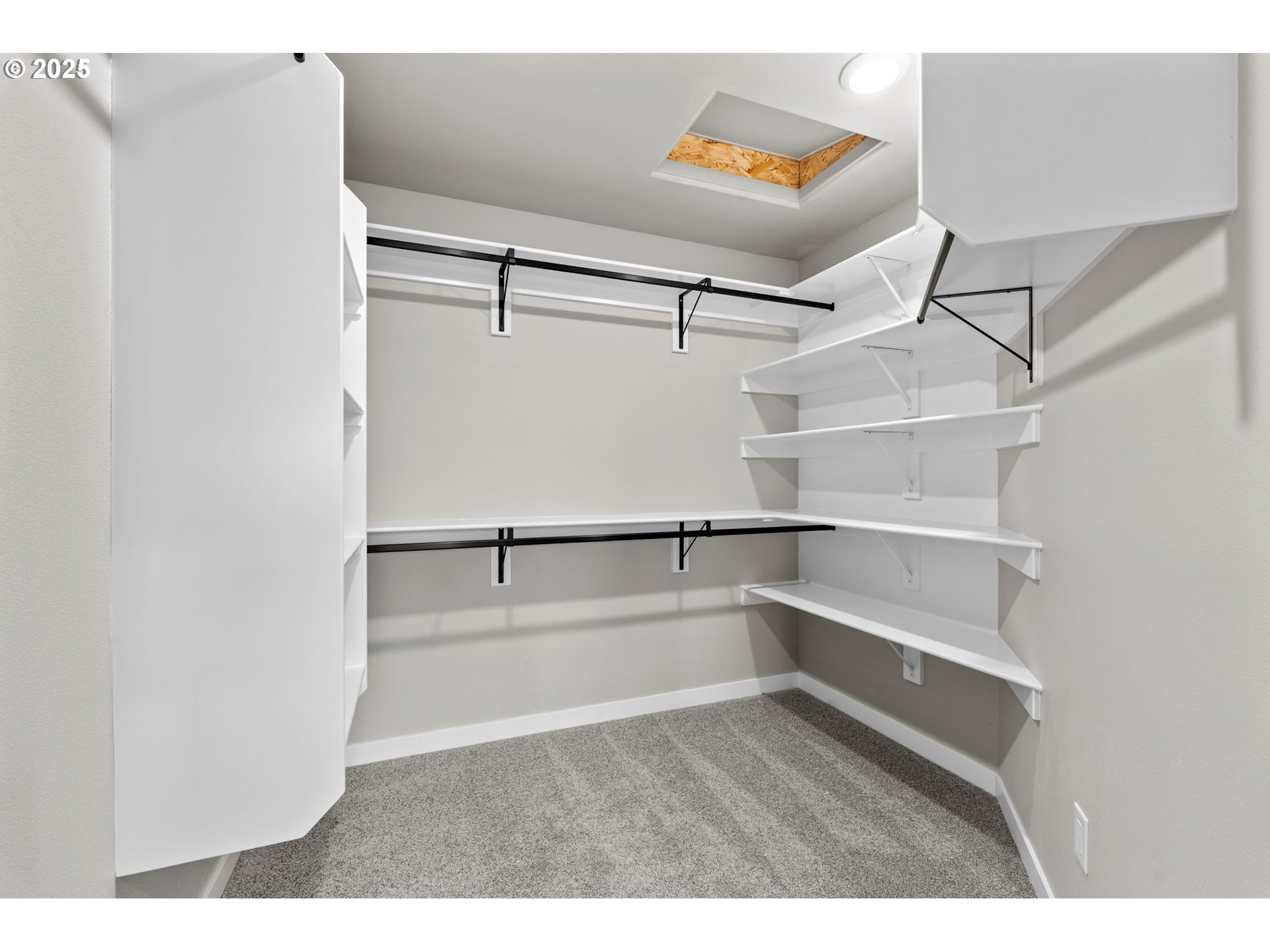 1105 Northwest 111th Circle Vancouver, WA 98685 - Photo 35 of 48 a view of an empty walk in closet