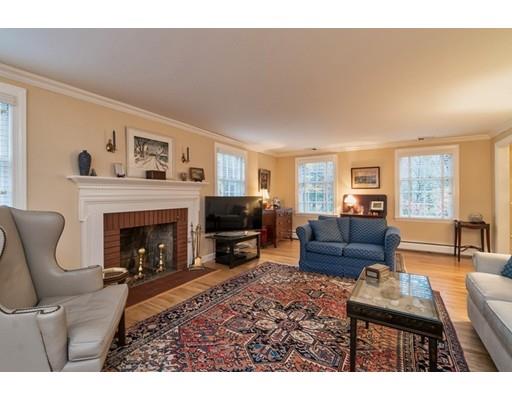 17 Woodridge Road Dover, MA 02030 - Photo 4 of 14 Gallery Image 4