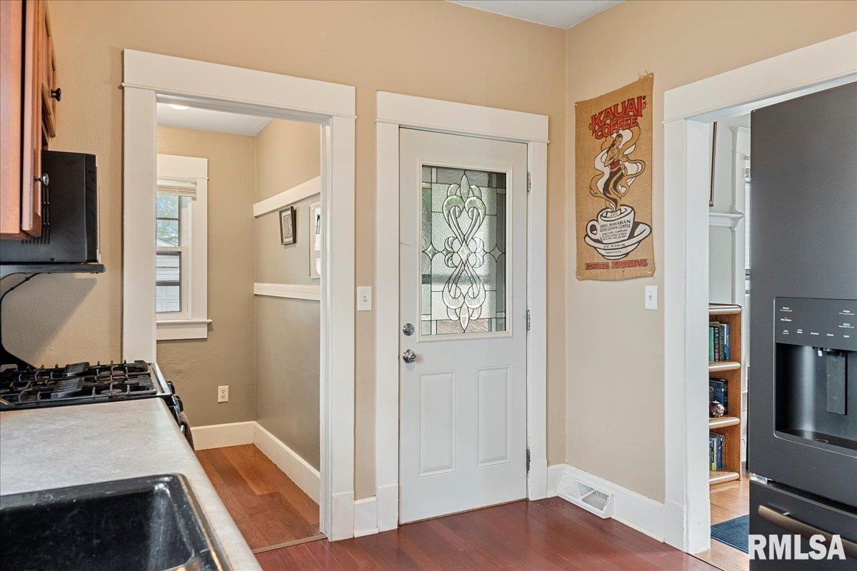1305 South Walnut Street Springfield, IL 62704 - Photo 16 of 36 Gallery Image 16
