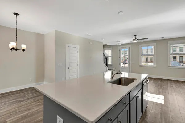 $2,275 | 7811 Park Gate Drive, North Charleston, SC 29418
