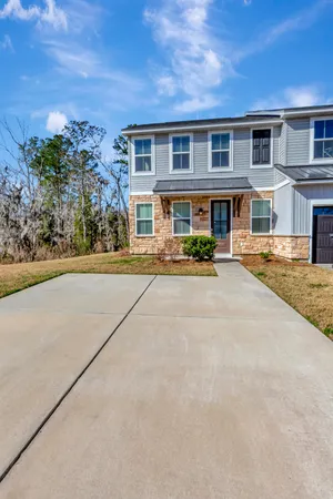 $2,275 | 7811 Park Gate Drive, North Charleston, SC 29418