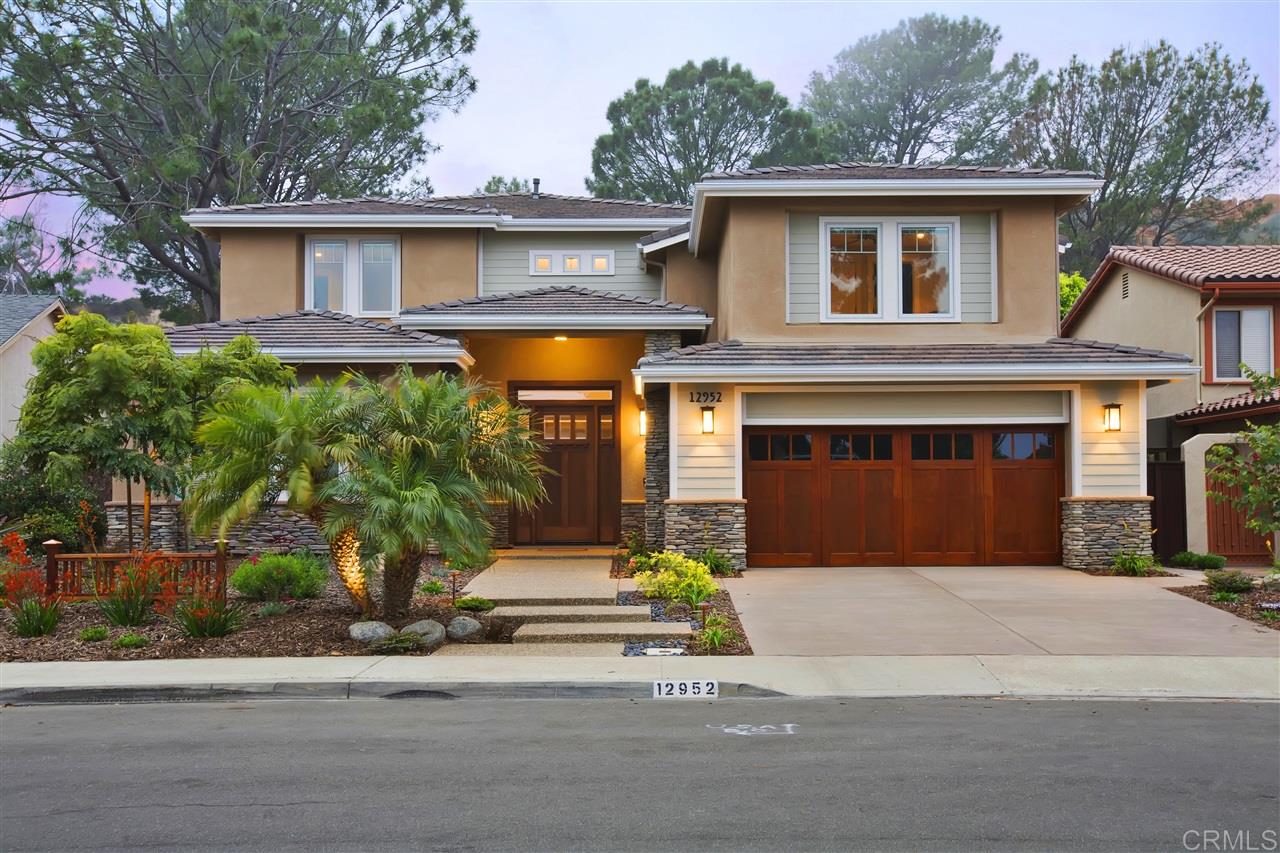 BEAUTIFUL INSIDE AND OUT! NO NEIGHBORS BEHIND THE PROPERTY, JUST THE TORREY PINES RESERVE...VERY TRANQUIL. Energy efficient radiant barrier installed under roof tiles and Southwest-facing walls to reflect heat away!
