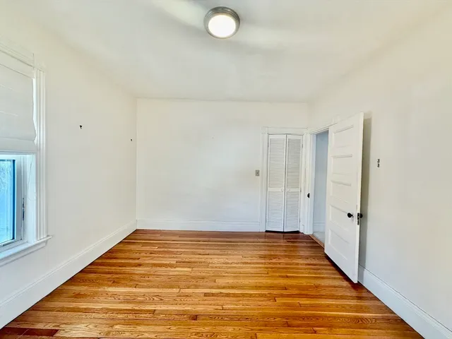 $2,950 | 44 Gray Street, Unit 1, Arlington, MA 02476