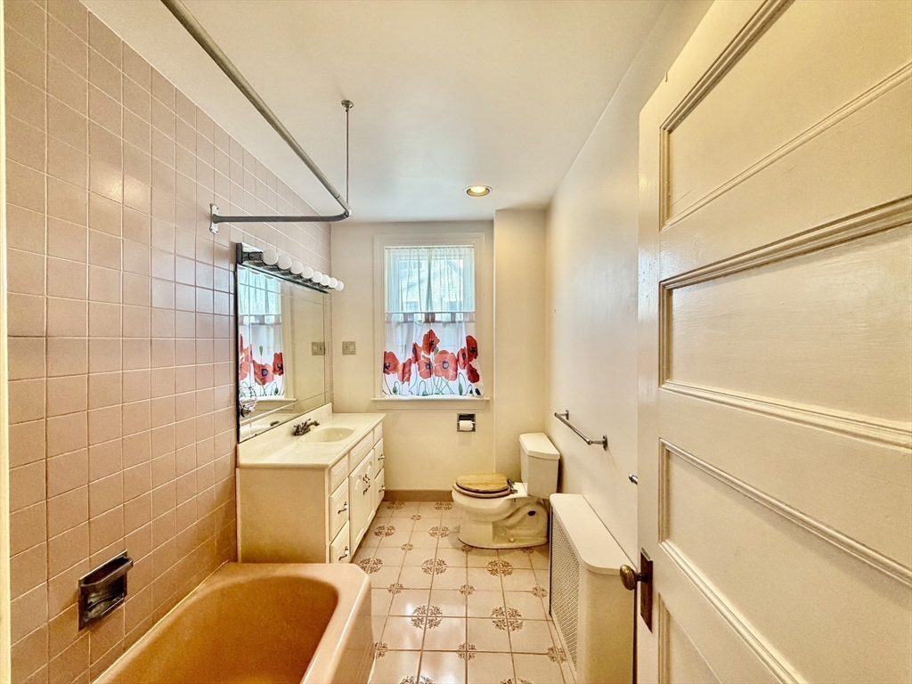 44 Gray Street, Unit 1 Arlington, MA 02476 - Photo 32 of 39