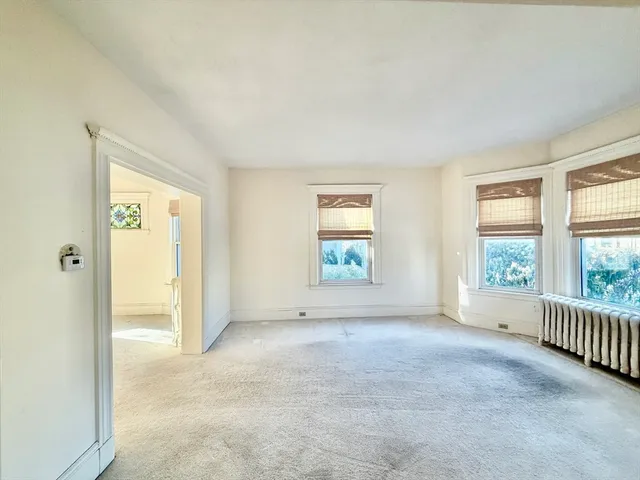 $2,950 | 44 Gray Street, Unit 1, Arlington, MA 02476