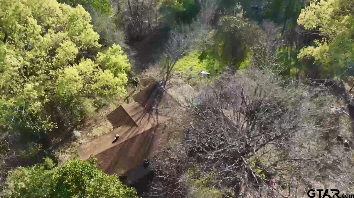 10933 County Road 384 Tyler, TX 75708 - Photo 2 of 8