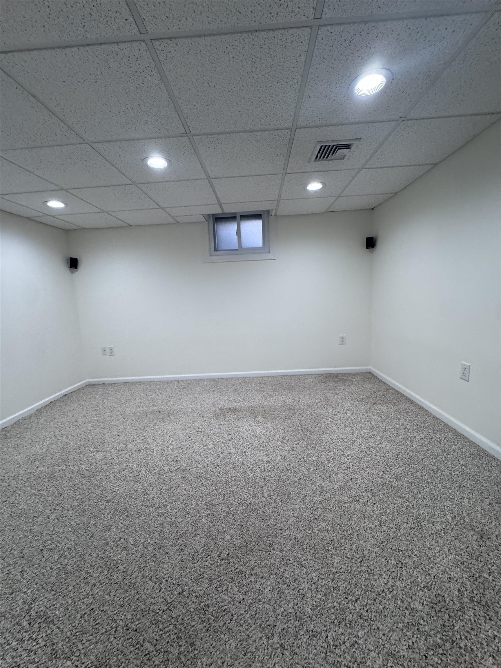 510 Shaler Boulevard, Unit 1 Ridgefield, NJ 07657 - Photo 10 of 10 an empty room with a space and windows