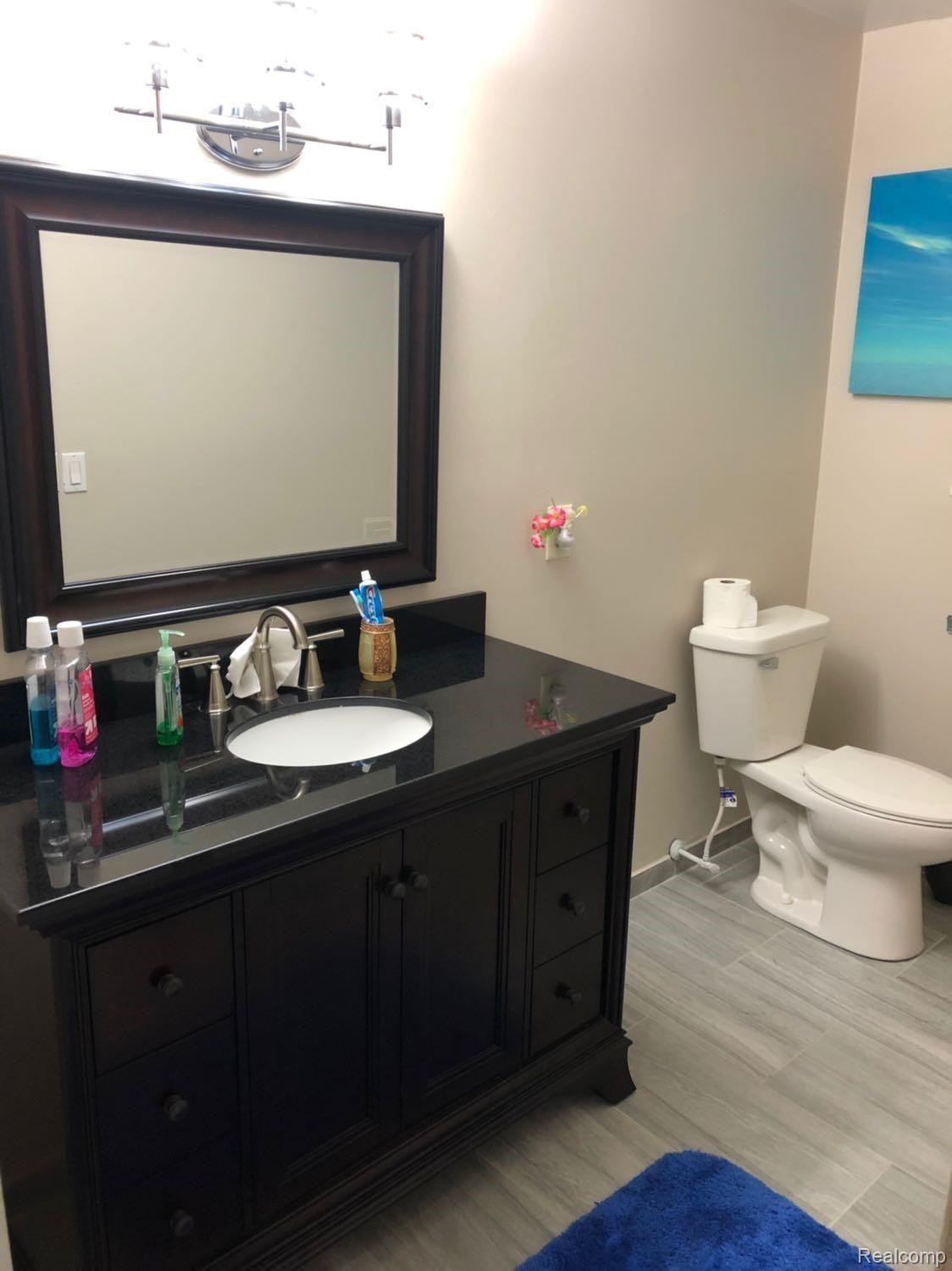 2327 Elmcrest Road Sterling Heights, MI 48310 - Photo 16 of 72 picture_62.jpg