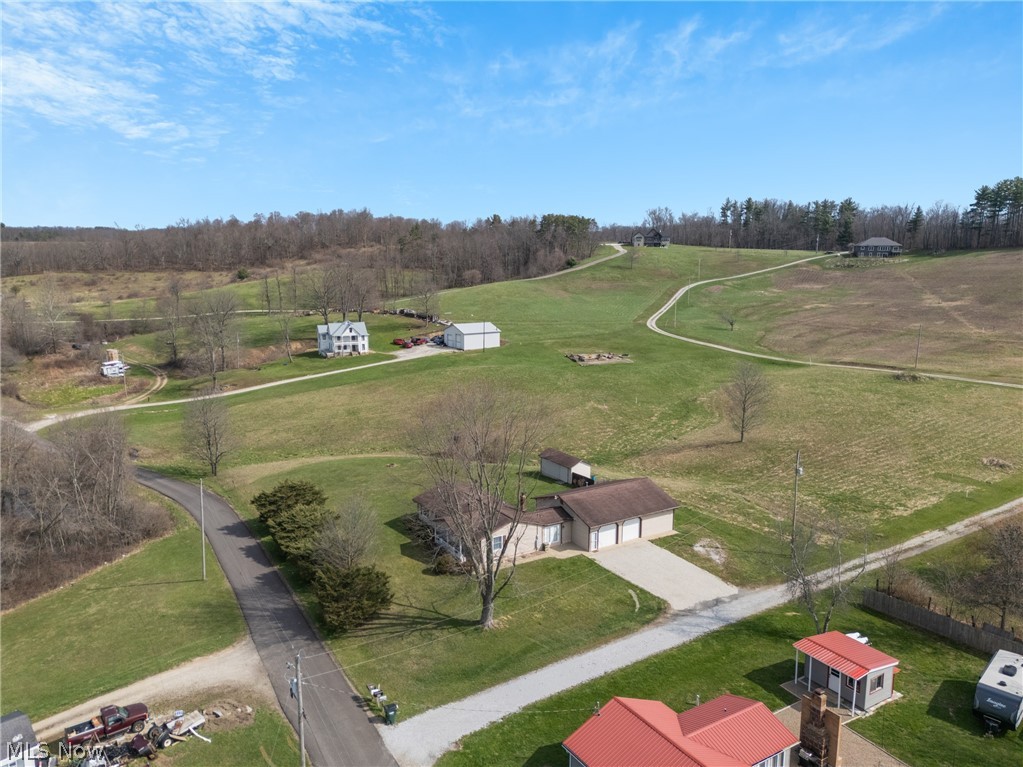 1090 Fort Road Southwest Dellroy, OH 44620 - Photo 9 of 49