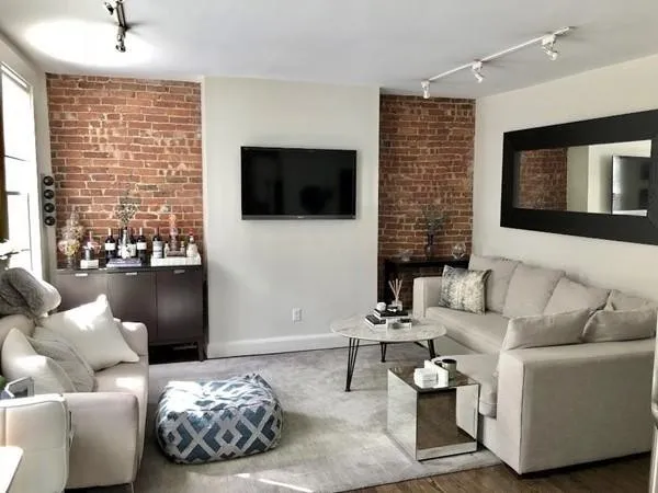 $3,950 | 40 Lawrence Street, Unit 3, Boston, MA 02116
