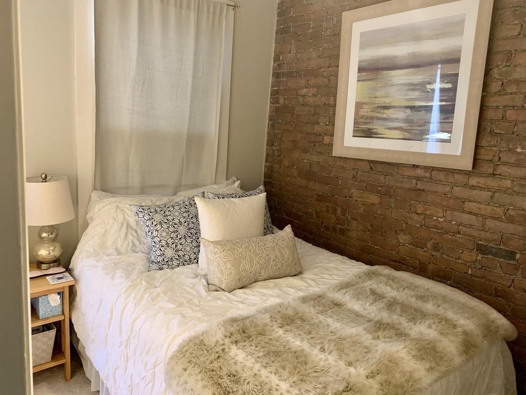 40 Lawrence Street, Unit 3 Boston, MA 02116 - Photo 6 of 9