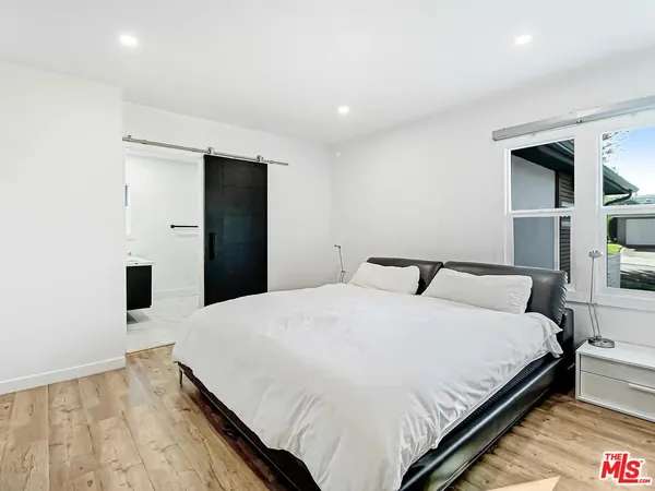 $7,490 | 7425 West 88th Place, Los Angeles, CA 90045