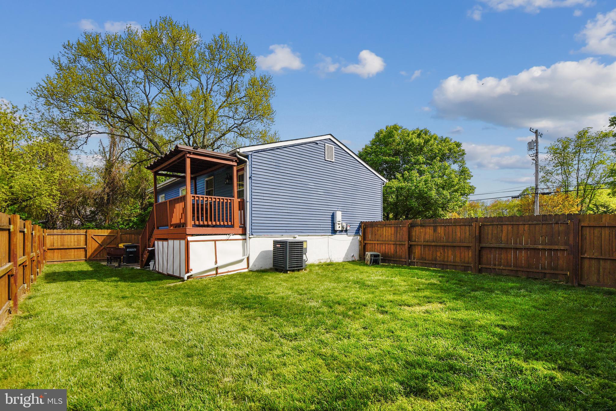 11 Bar Harbor Road Pasadena, MD 21122 - Photo 20 of 27 View from yard to back of the house